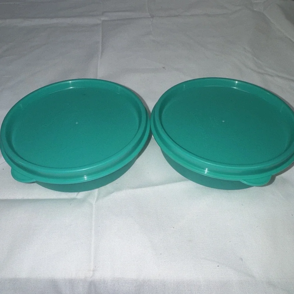 Vintage Tupperware Yellow Round Snack Container W/ Lid 1286-18 Lot Of 2